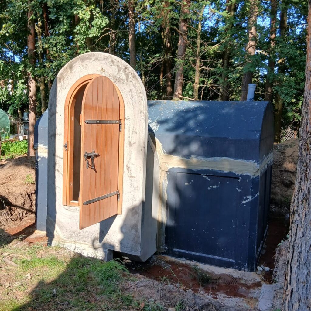 Prefabrykowana piwniczka betonowa do ogrodu